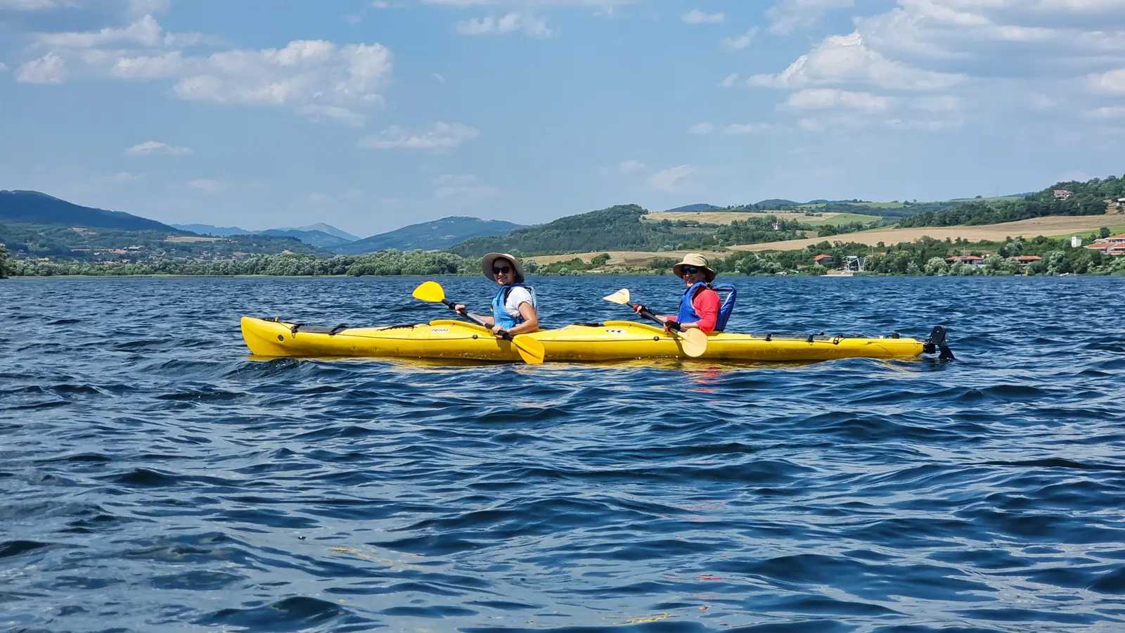 kayaking-pchelina-dam