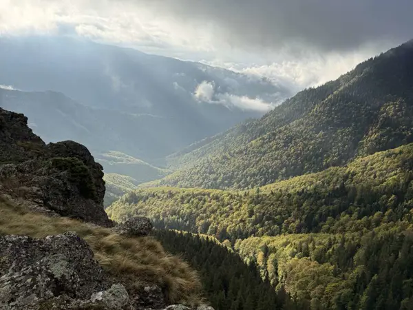 trek-ambaritsa-kupena-peak