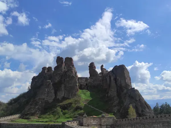 trek-belogradchik-wine-caves