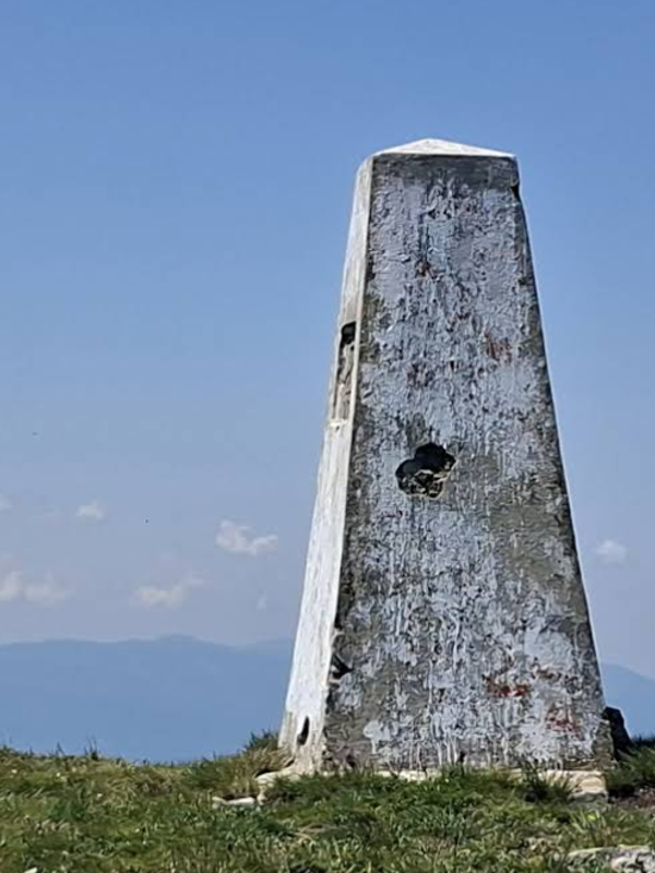 trek-kadiica-peak-ilov-peak