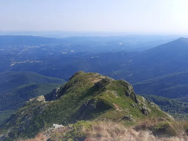 trek-maragidik-peak-tazha-hut