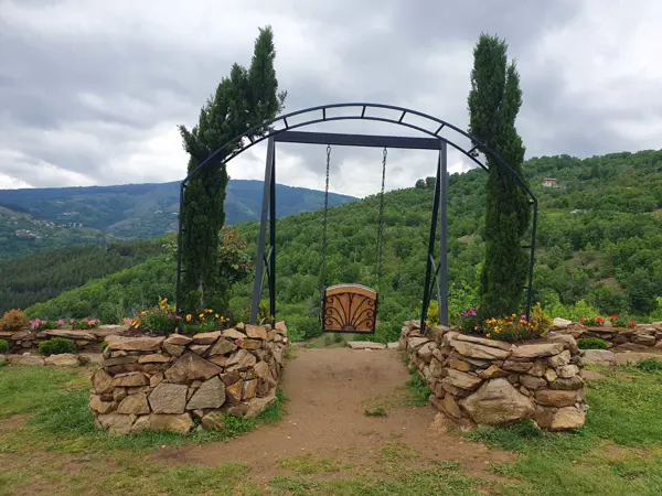 trek-radomir-peak-dolene-village