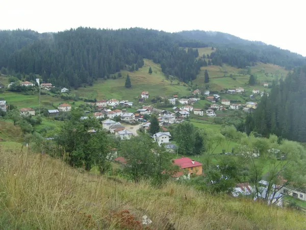 trek-rhodope-kojari-yagodina-cave