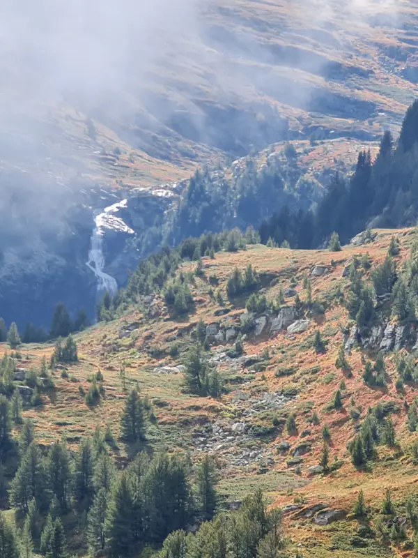 trek-skakavitsa-waterfall-tashmandra