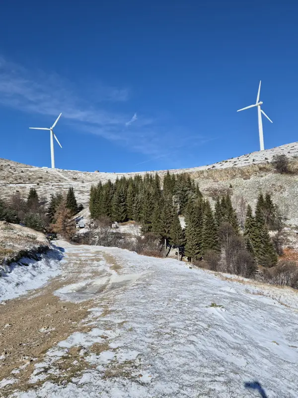 trek-vasilyov-peak-and-spa