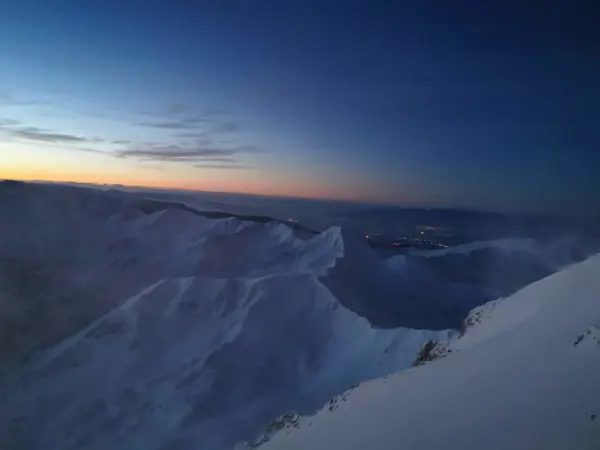 trek-vihren-winter-summit
