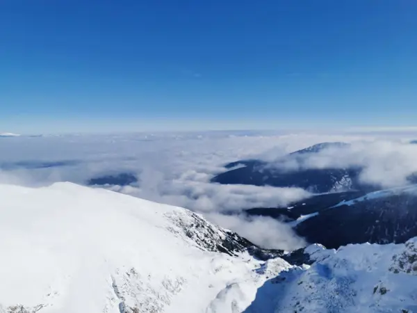 trek-vihren-winter-summit
