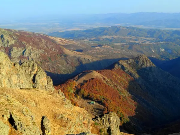 trek-botev-peak-rayskoto-praskalo-waterfall