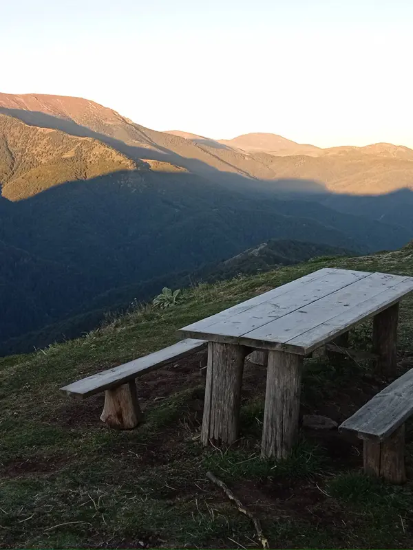 Връх Юмрука и хижа Ехо